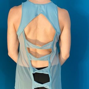 Victoria Sport Workout Top small